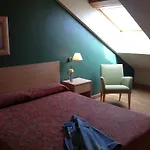 Mar Apartment *